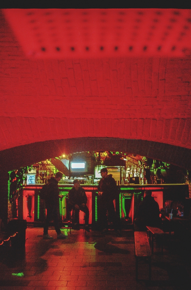 6 safensound, Cross club